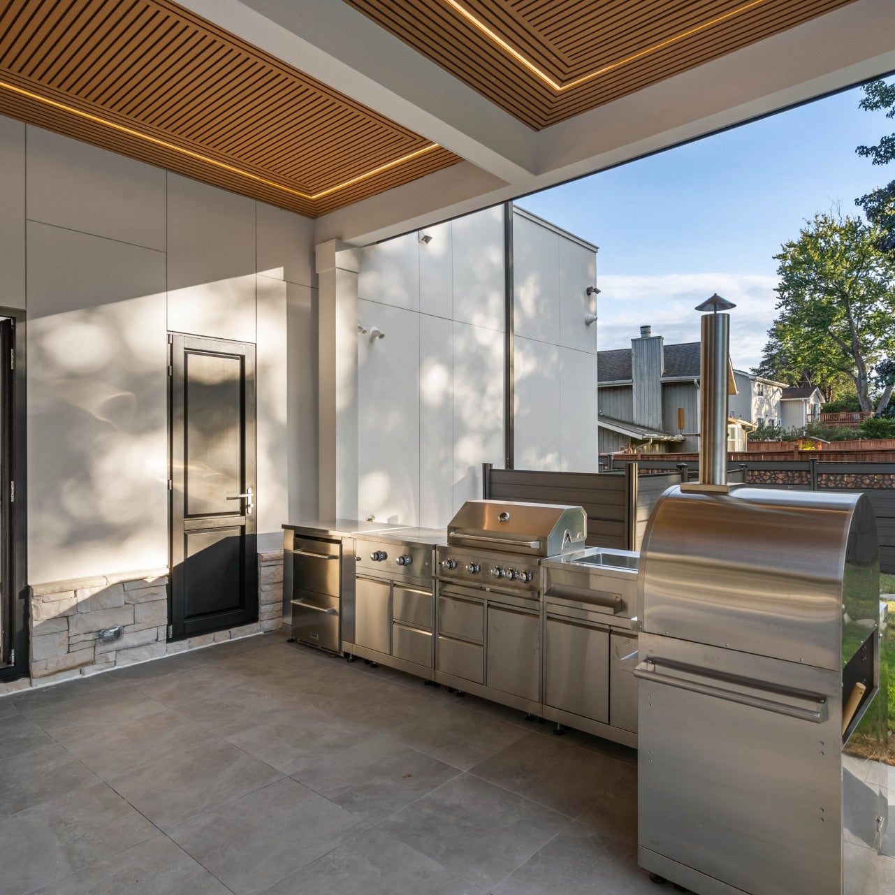 Exterior Fluted Slat Wall Panel