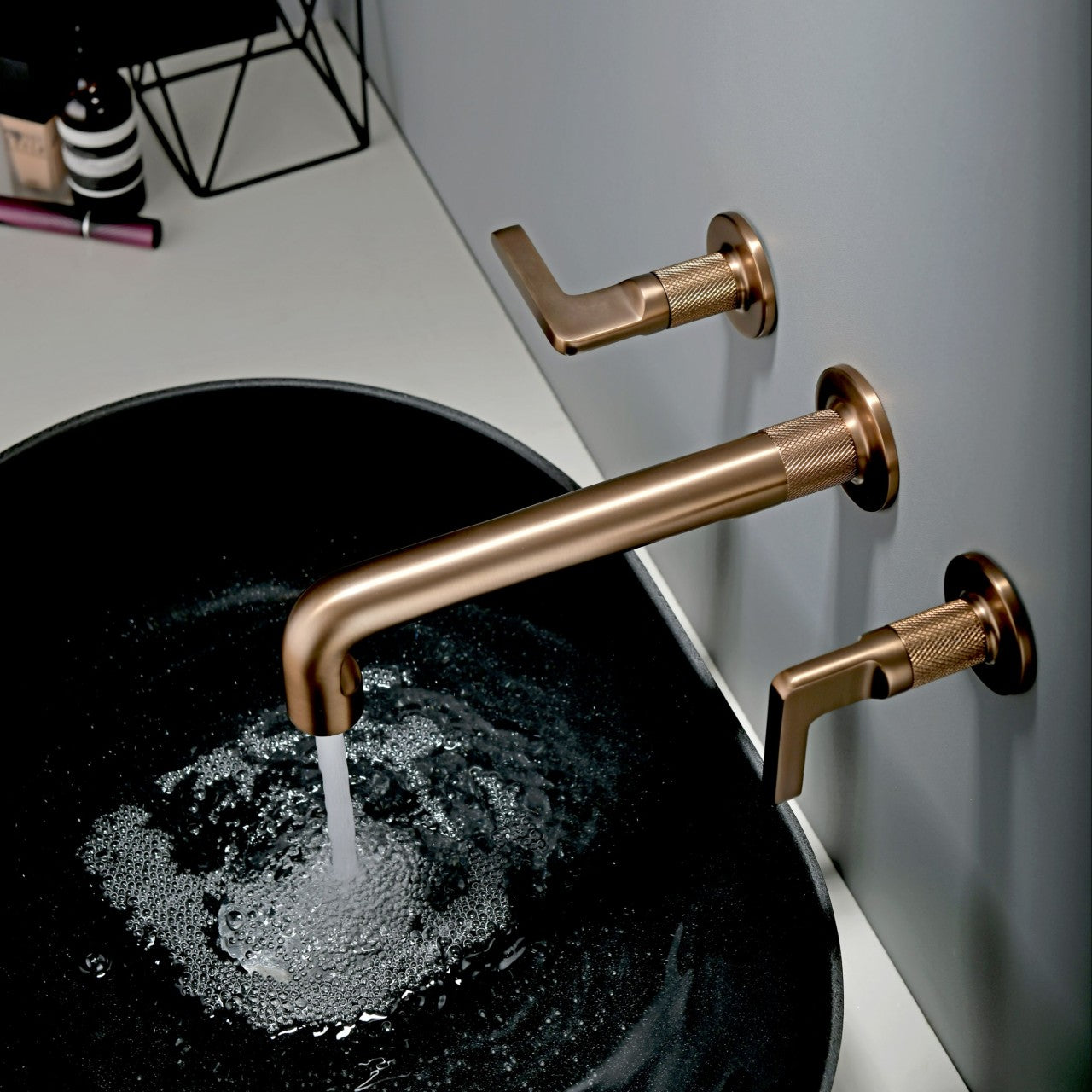 water and Dilluso Adia 3-Hole Widespread Sink Faucet