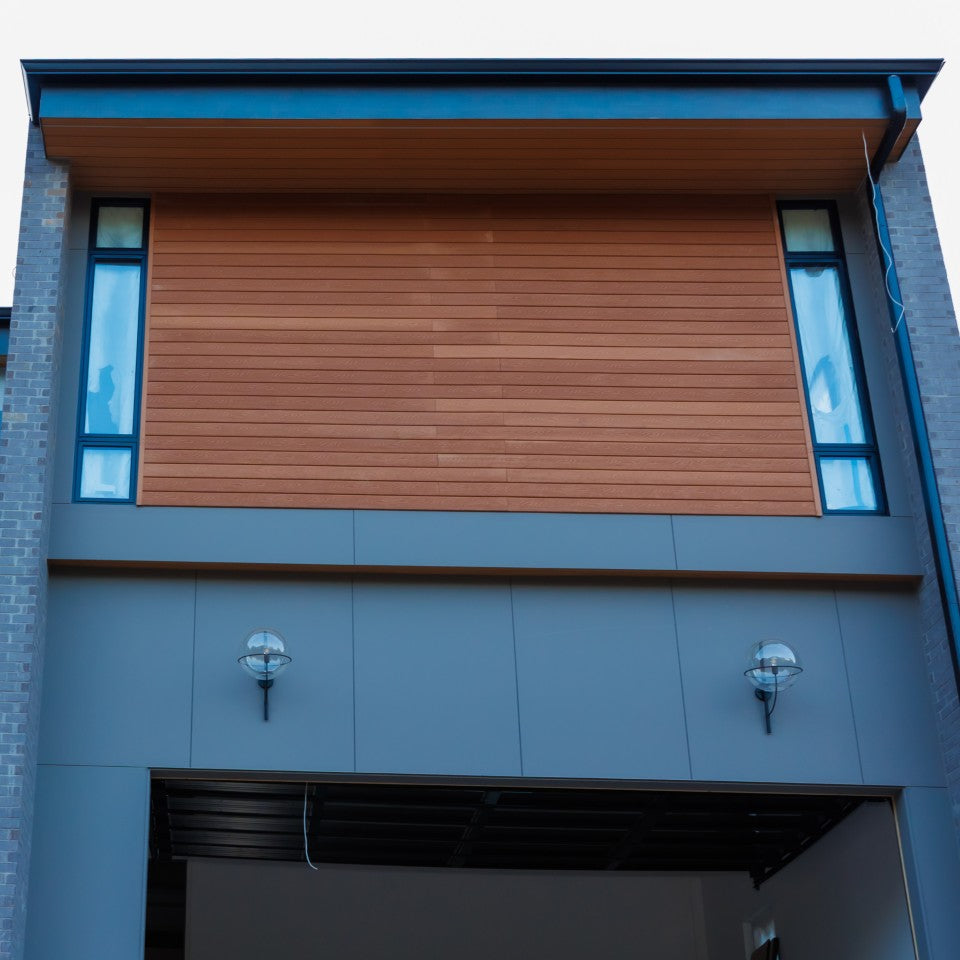 Exterior Shiplap cladding, walnut dark