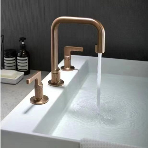 Dilluso Adia Bathroom Lavatory 3-hole Widespread Sink Brass Faucet