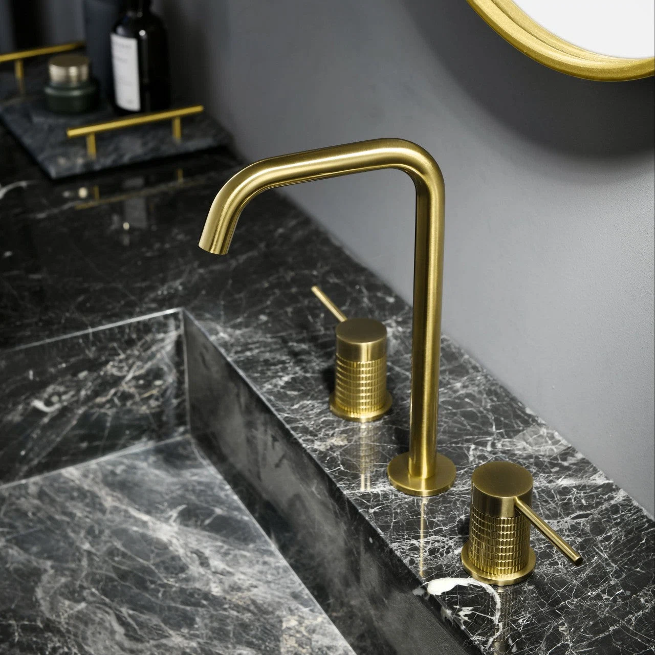 Image of Dilusso Beasley 1.2 GPM Widespread Bathroom Faucet